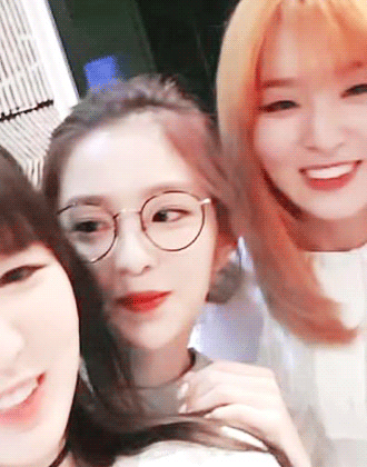 귀여운 안경 아이린.gif | 인스티즈