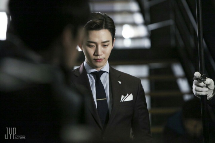 큰 포텐이 보이는 신인 남배우 3명.jpgif | 인스티즈