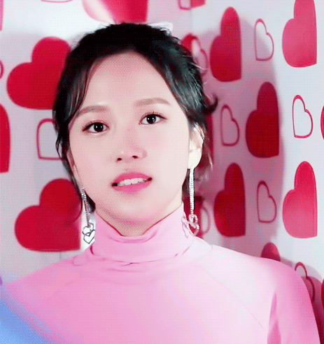 트와이스 하트쉐이커 뮤비 촬영장 미나 | 인스티즈