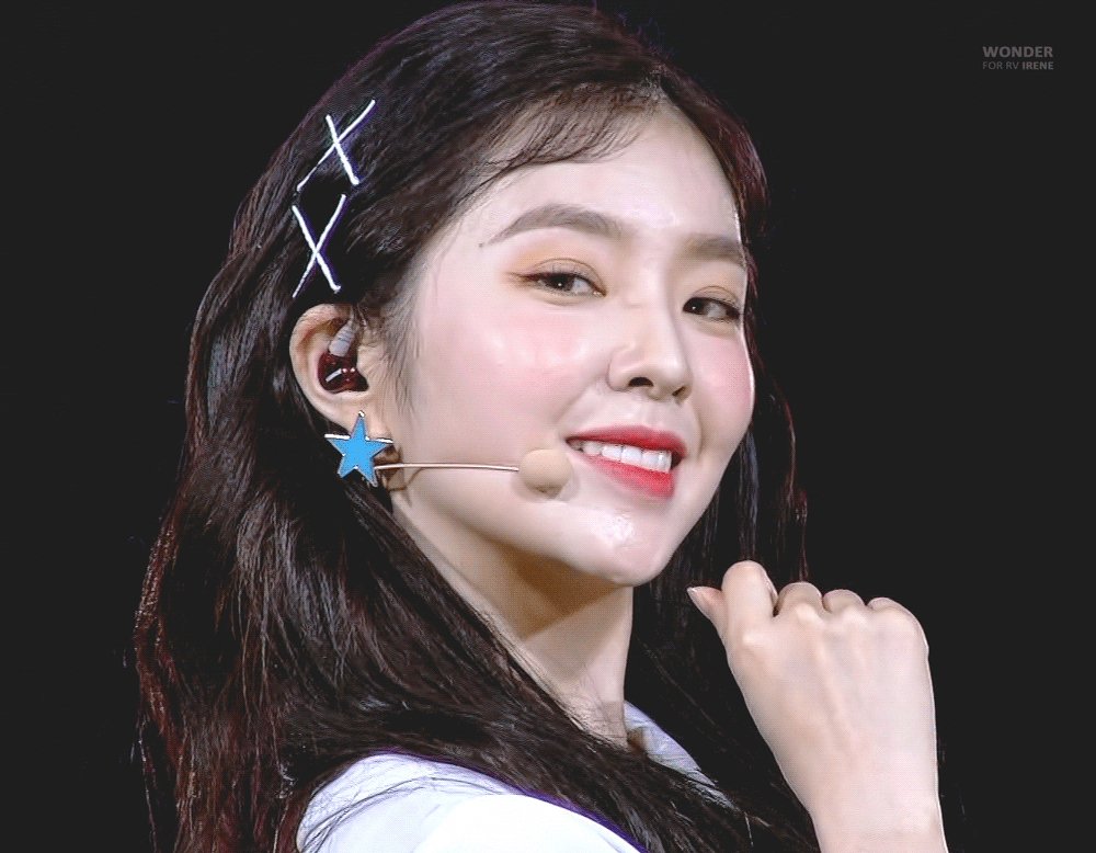 살짝 웃는 아이린.gif | 인스티즈