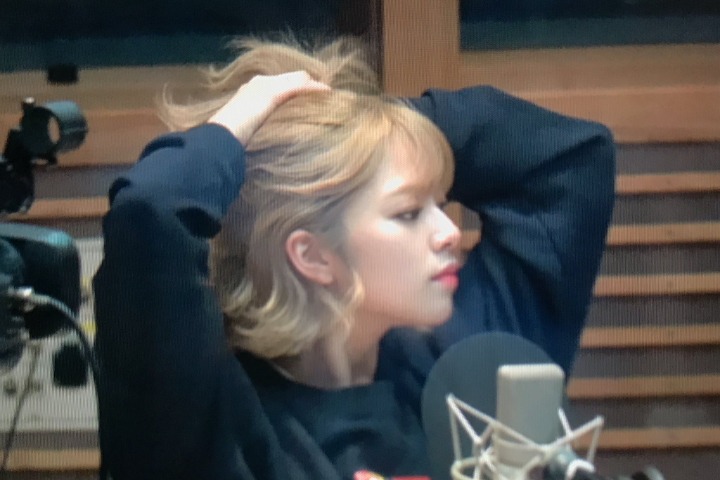 오늘자 분위기 있는 정연 | 인스티즈