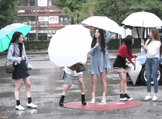 오마이걸 아린,미미 몸개그.jpgif | 인스티즈