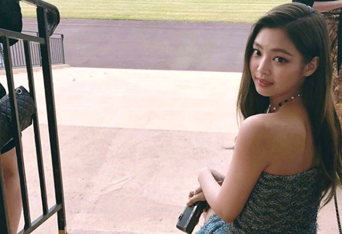 무대 뒤에서 더 빛나는 블랙핑크 제니의 일상사진.jpg | 인스티즈