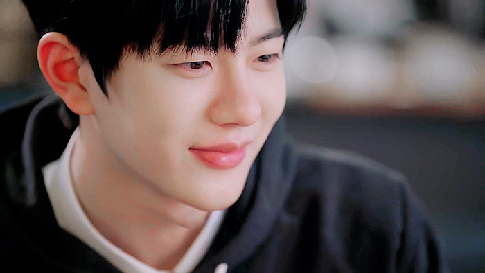 기억해..? 복도에서 떠들다.. 같이 혼나던 우리 둘... 기억 조작이 따로 없는 하이틴 웹드 | 인스티즈