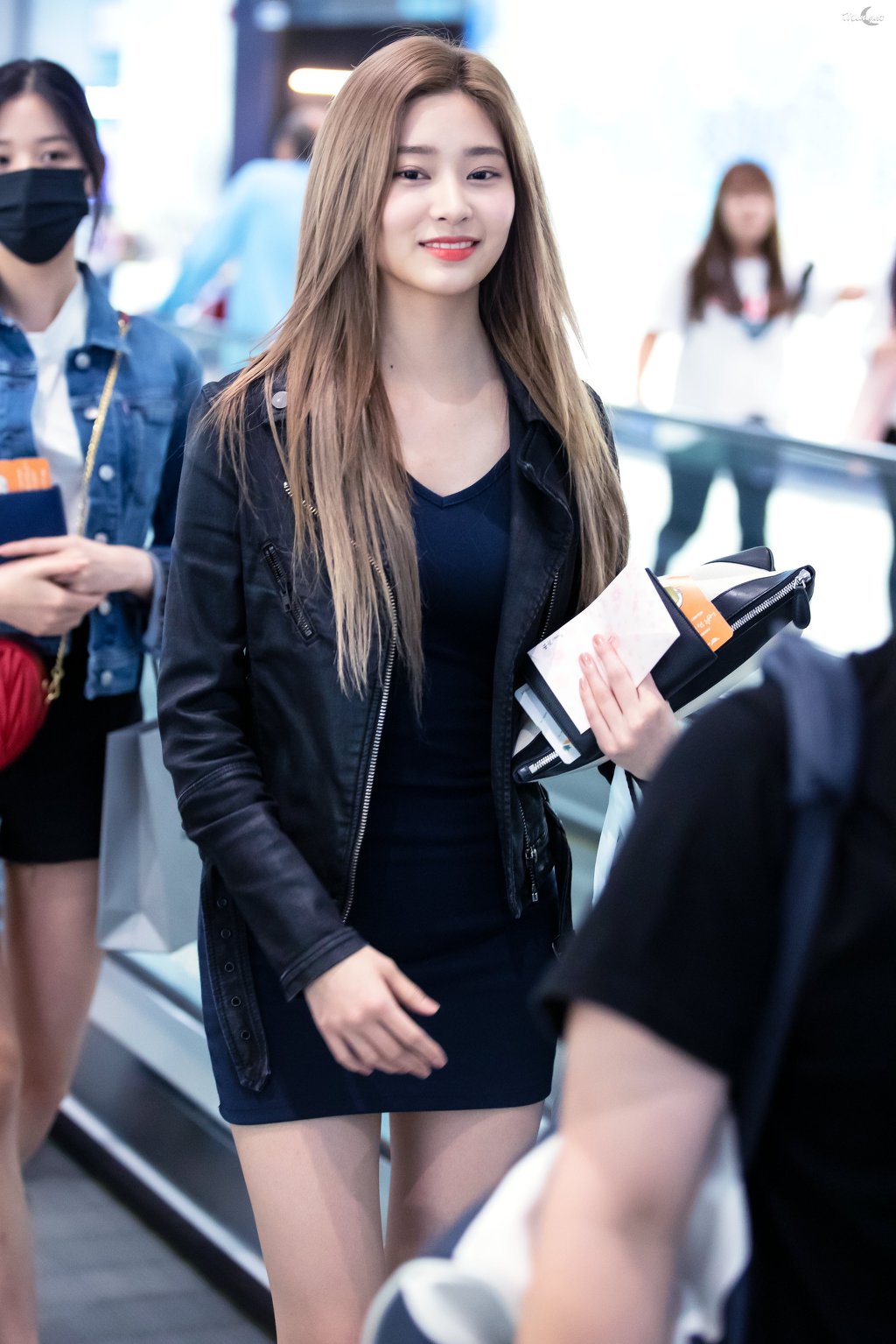 좀이쁜거같은 아이즈원 민주.jpg | 인스티즈
