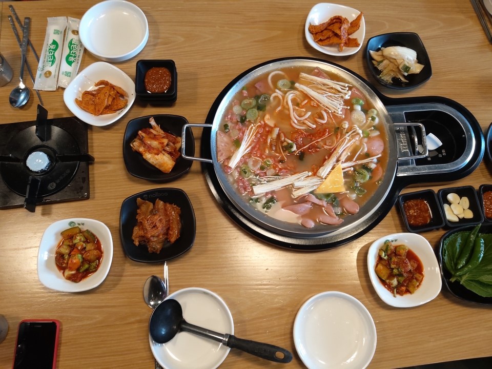 놀부보쌈부대찌개 이미지