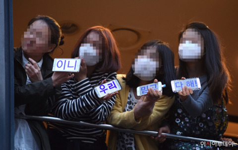 유세하는 날만 기다린것같았던 센스돋았던 문재인대통령님 플랜카드들ㅋㅋㅋㄲㄱㅋㅋㄲ | 인스티즈