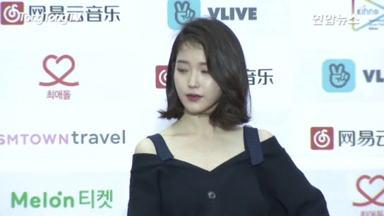 오늘자 섹시유 보고가실? ... gif | 인스티즈