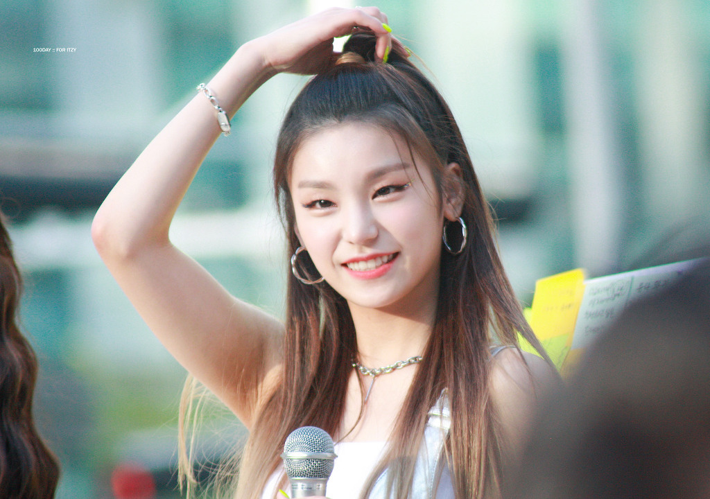 솔직히 좀 귀여운 ITZY 예지.jpgif | 인스티즈