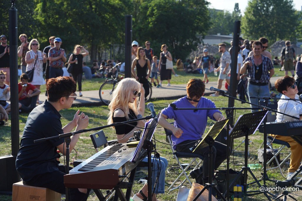 99FD7A425D0FBD24033AFC