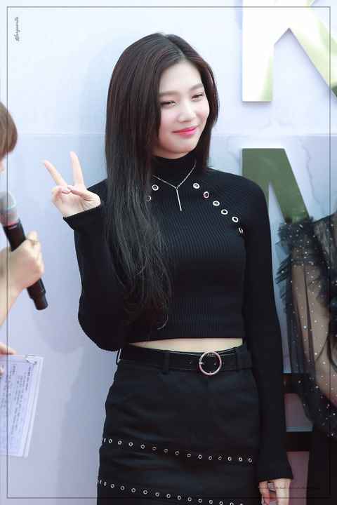 레전드 찍은 코뮤페 올블랙 조이.jpg | 인스티즈